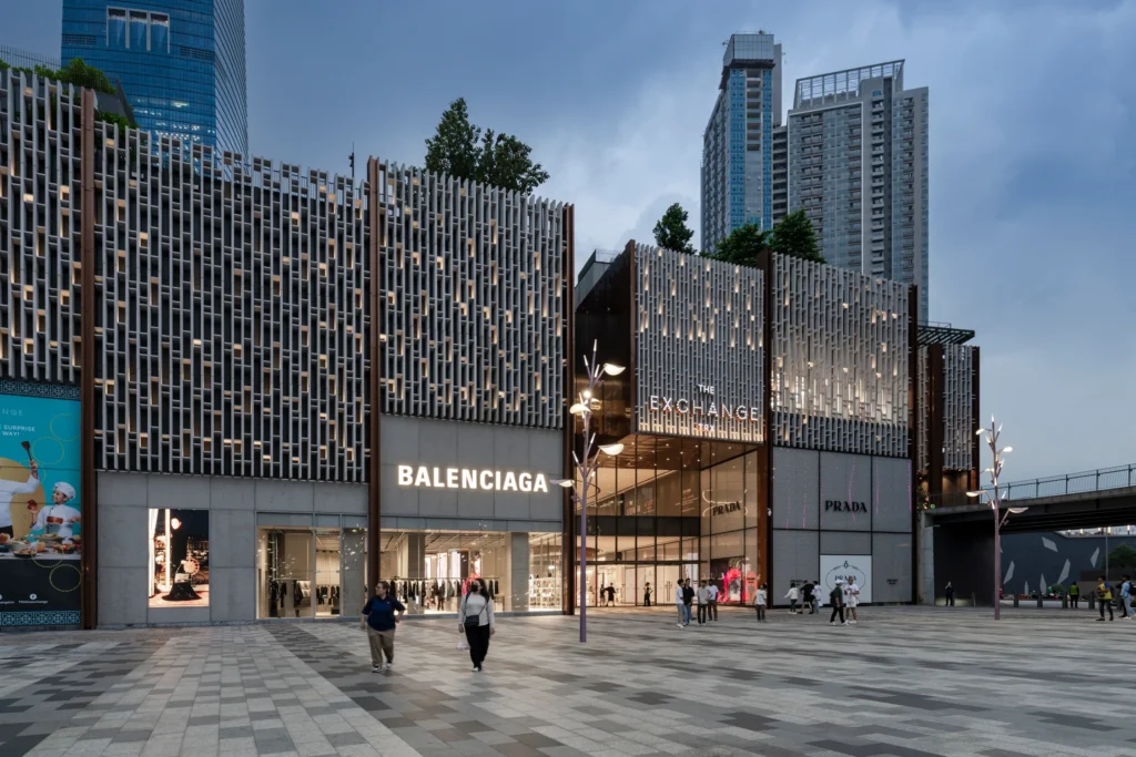 Tun Razak Exchange Main Entrabce - Kuala Lumpur - JomSale